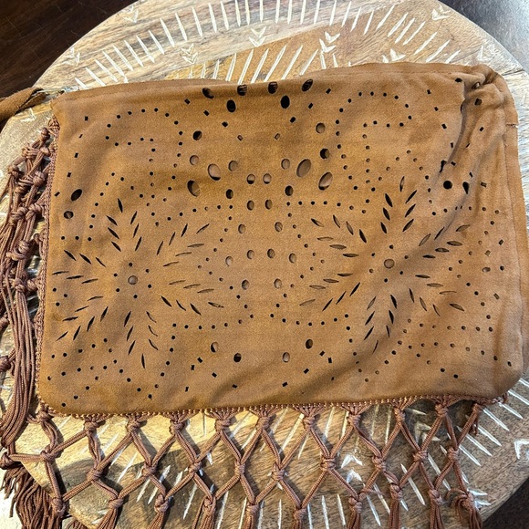 Faux suede fringe detailed tablet/ iPad holder case - Picture 6 of 7